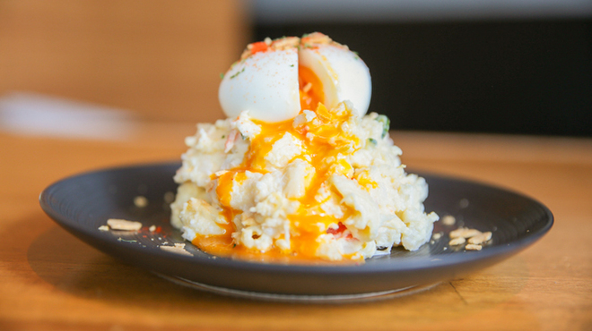 博多豚骨明太子もつ鍋と牛タン 黒澤 - メイン写真: