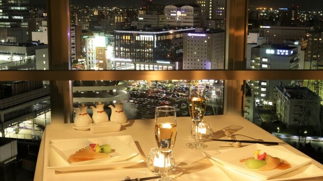 中国料理 彩雲 - メイン写真: