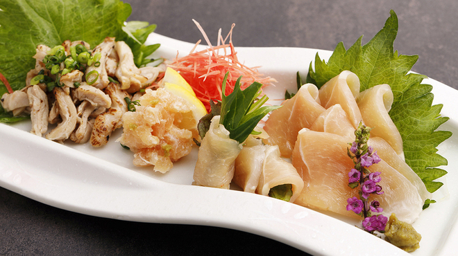 博多華味鳥 天神西通り店 - メイン写真: