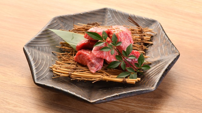 焼肉ダイニング MEGUMI - メイン写真: