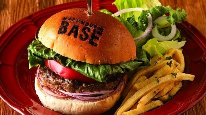 MARUNOUCHI BASE - メイン写真:
