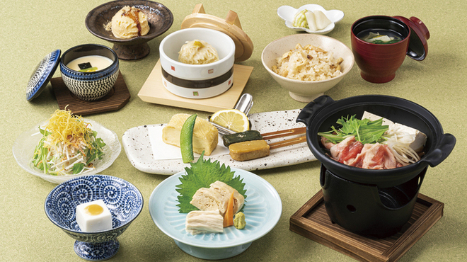 梅の花 - 料理写真:牛すき膳