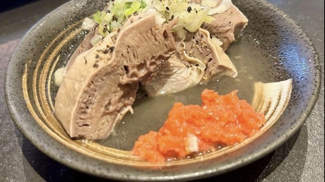 動物園通り もつ肉店 - メイン写真: