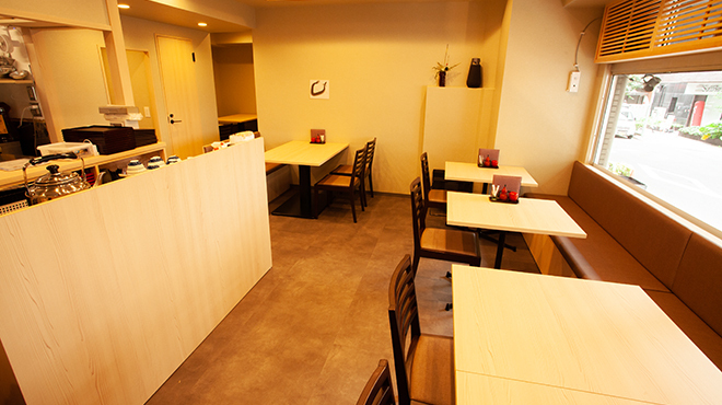 うなぎ仁 - メイン写真:店内