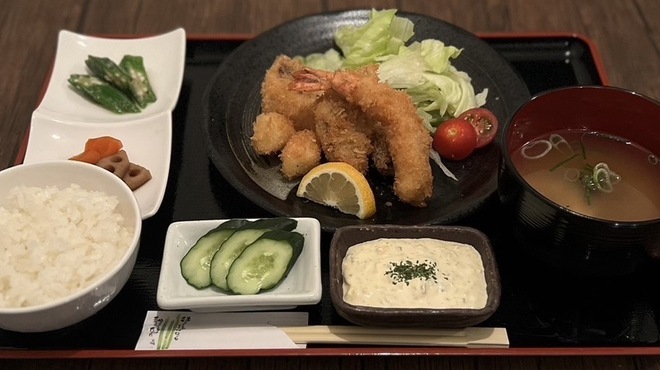 うまいもん酒場日向 - メイン写真: