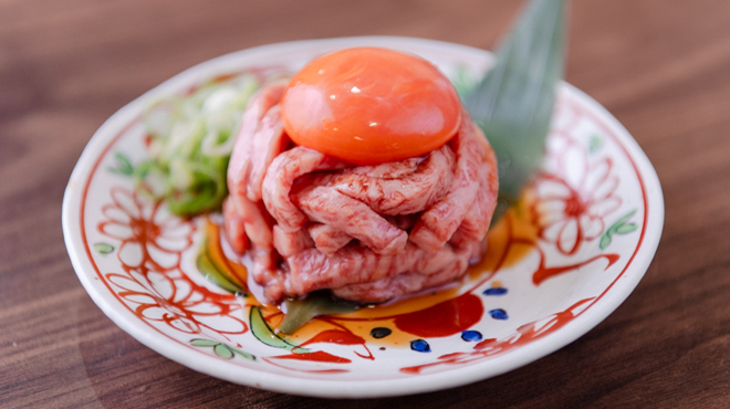 焼肉ホルモン金谷 - メイン写真:和牛ユッケ