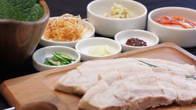 コリアン うしすけ - メイン写真: