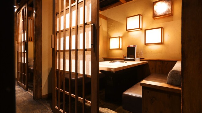 飛騨牛焼肉 牛ざんまい - メイン写真: