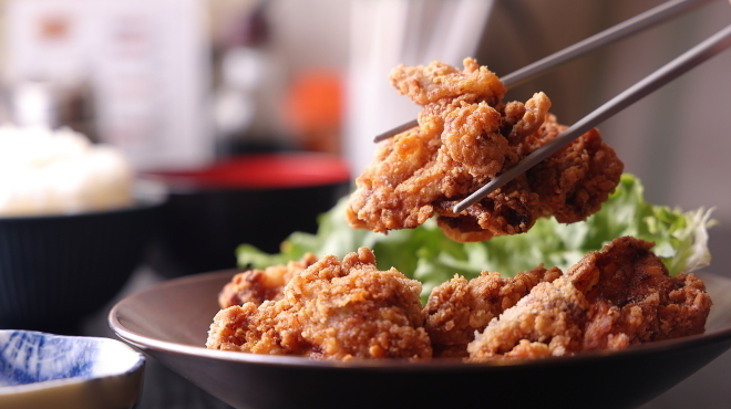 海鮮丼と唐揚げ 百海里 - メイン写真: