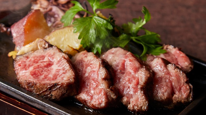 MEAT&WINE WINEHALL GLAMOUR - メイン写真: