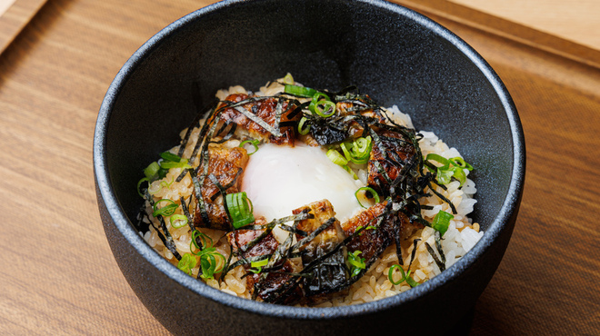 薪焼うなぎ 銀座おのでら - 料理写真:うな玉丼