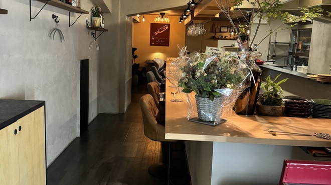 Sake Wine 洋食堂サリエ - メイン写真: