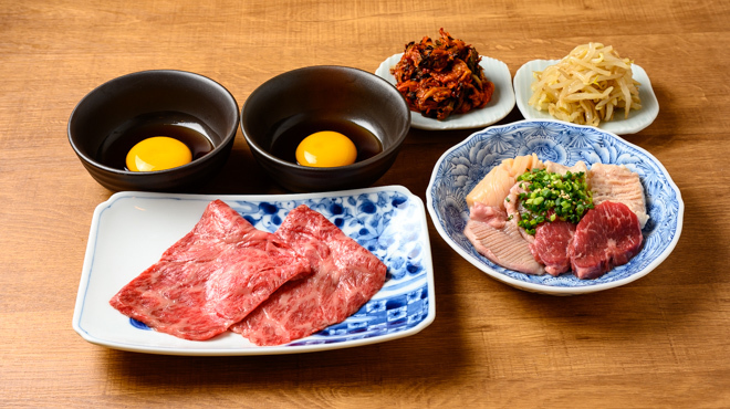 焼肉ホルモン新なるぼんず - メイン写真: