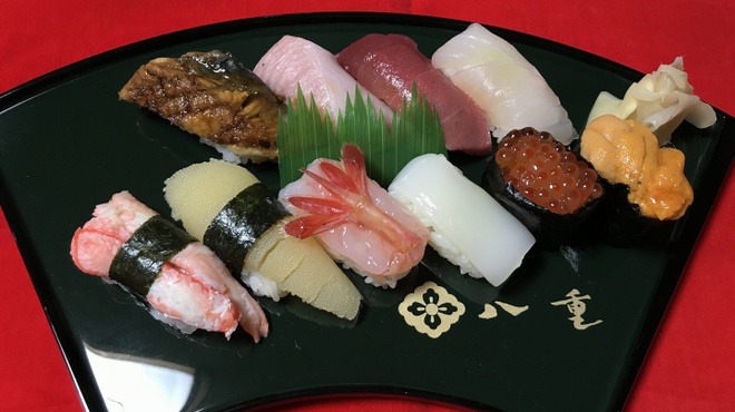 寿し割烹 八重 - メイン写真: