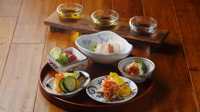 酒肴日和 アテニヨル - メイン写真: