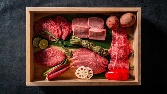 肉屋ひかり - 料理写真: