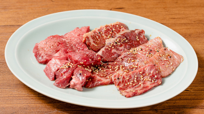 焼肉 おーきに良太郎 - メイン写真: