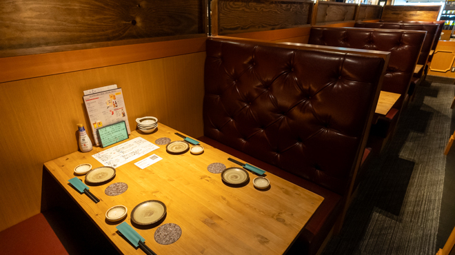 炭・牛・肴 テツ虎 - メイン写真:ボックス個室　5名様まで