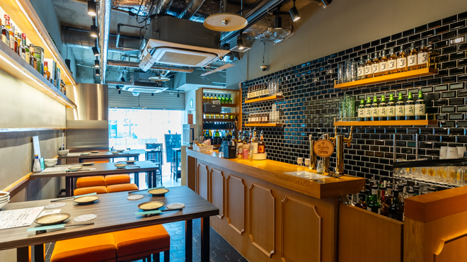 炭・牛・肴 テツ虎 - メイン写真:住友不動産虎ノ門タワー1階