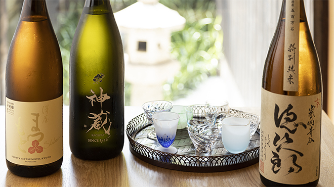 馳走 あい田 - メイン写真:常時10種類以上そろえる日本酒（こだわりの）