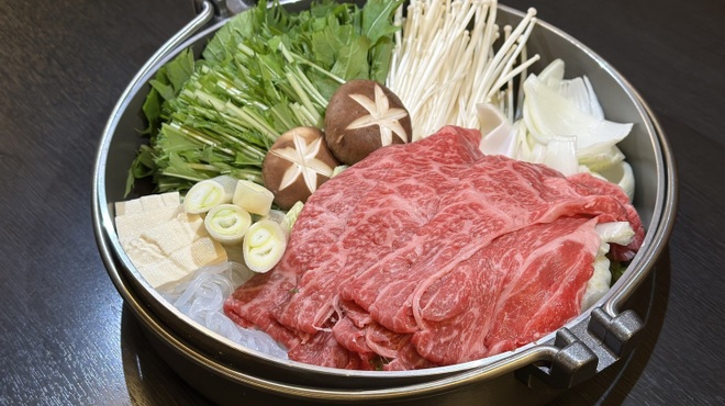 もつ鍋・すき焼き いっしん - メイン写真: