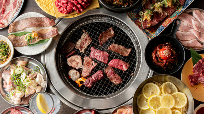 焼肉ホルモンまるよし精肉店 - メイン写真: