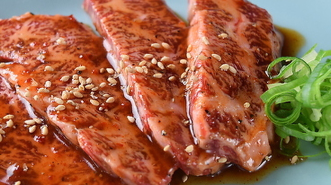 黒毛和牛ホルモン 大衆焼肉しんすけ - メイン写真: