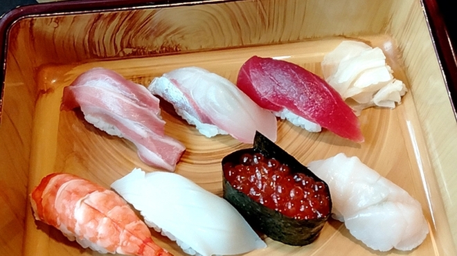 舎利膳 - 料理写真:ランチ盛り合わせ竹⭐️とってもお得なランチ♫♪( ´▽｀)有り難いですね♡