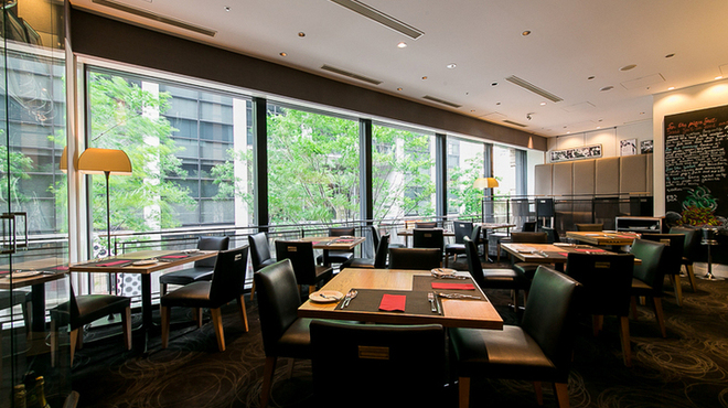 アンティーブ - メイン写真: