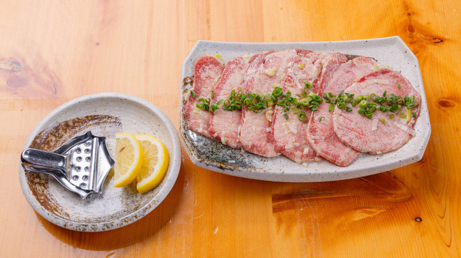 焼肉 富や - メイン写真: