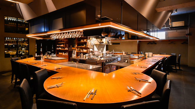 Yorgo - メイン写真:全席カウンターのお席からライブ感のあるキッチンが見渡せます