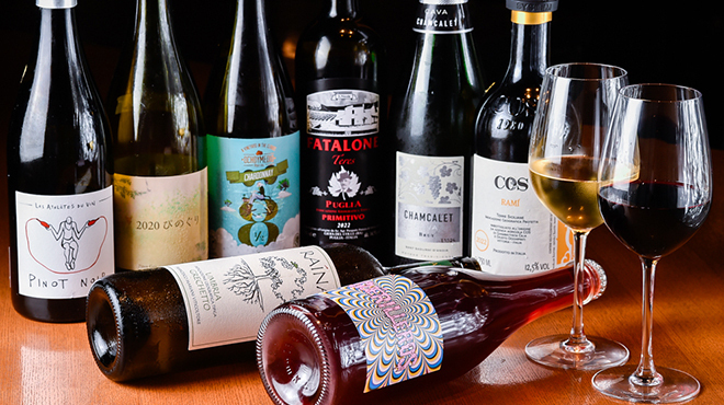 Yorgo - メイン写真:グラスワインも豊富にご用意しております