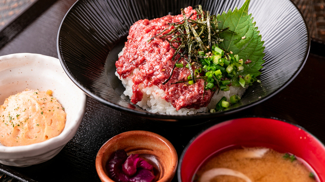 肉もつ屋 神坊 - 料理写真:ランチ