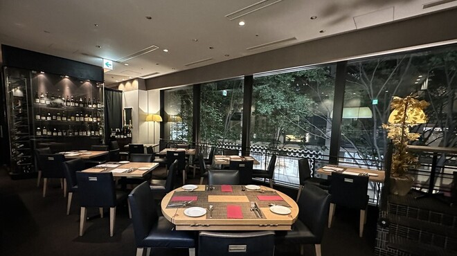 アンティーブ - メイン写真: