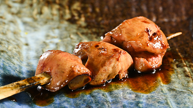 とり卓忠 - メイン写真:ホロホロ鳥の白レバーは秀逸です