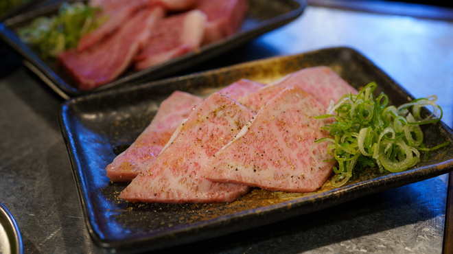 ホルモン肉問屋 小川商店 - メイン写真: