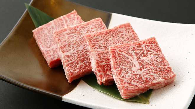 焼肉しゃぶしゃぶ いのうえ - メイン写真: