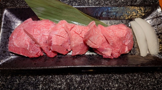 京もつ鍋ホルモン 朱々 - メイン写真: