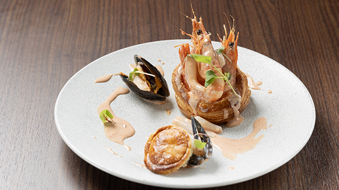 French Bistro un seul - メイン写真:天使エビと魚介のボローヴァン