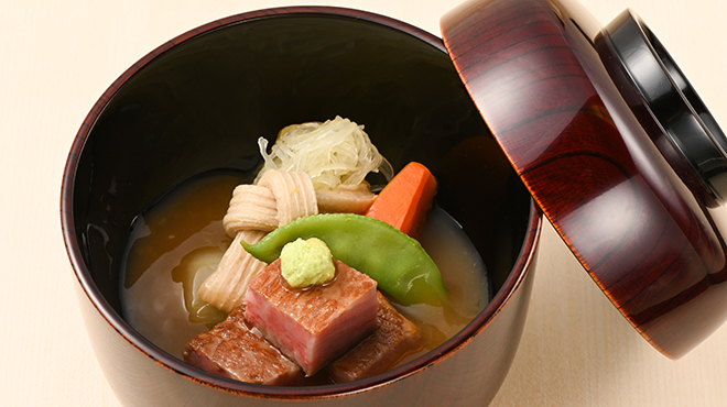 御料理 盈月 - メイン写真:ふらの和牛治部煮