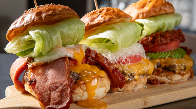 Burger DBrown - メイン写真: