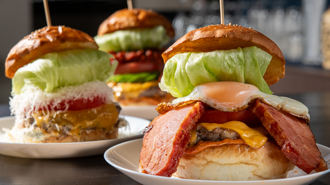 Burger DBrown - メイン写真: