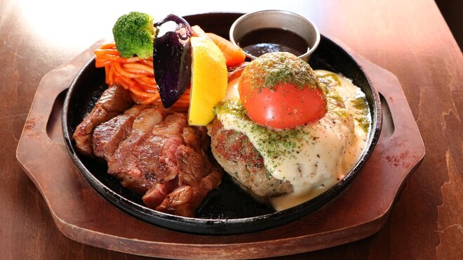STEAK&HAMBURG HIGE - メイン写真: