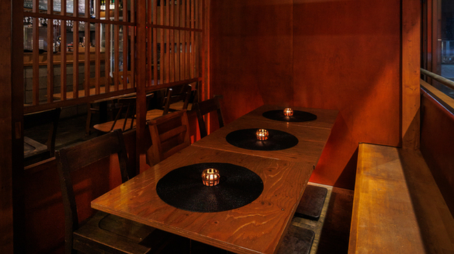 厳選肉と炭火Dining 肉ドシ 居酒屋 - メイン写真: