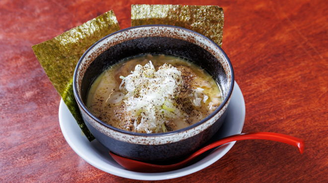 焼鳥どん - メイン写真:鶏の煮込み