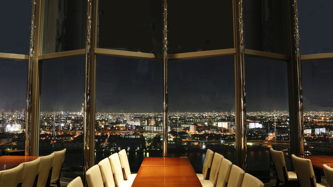 スカイレストラン Top of Universal(ホテル京阪ユニバーサルタワー) - メイン写真: