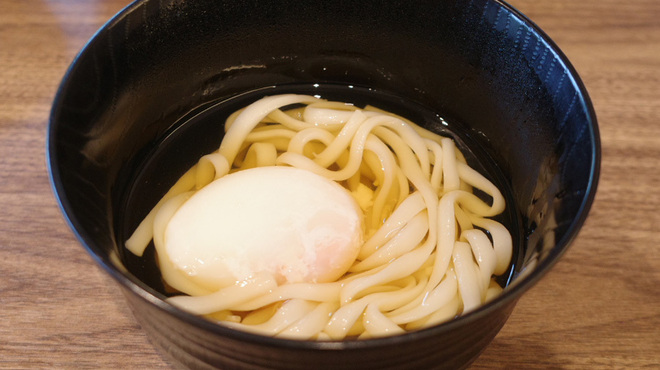 丁字屋 KASHIWA NO HA - 料理写真:温玉うどん