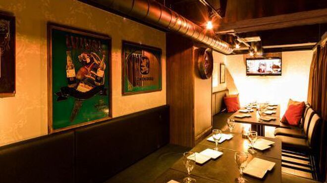 シュラスコ 肉寿司食べ放題 夜景肉バル サルーテジャポン - メイン写真: