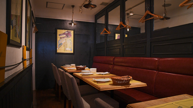 ル・ブション・オガサワラ - メイン写真:テーブル