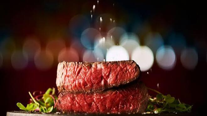 厳選肉と炭火Dining 肉ドシ 居酒屋 - メイン写真: